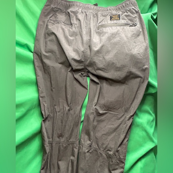 H&M Modern Streetwear Jogger - Picture 2 of 2